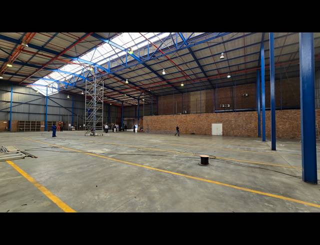 4,340M² WAREHOUSE TO LET IN SPARTAN